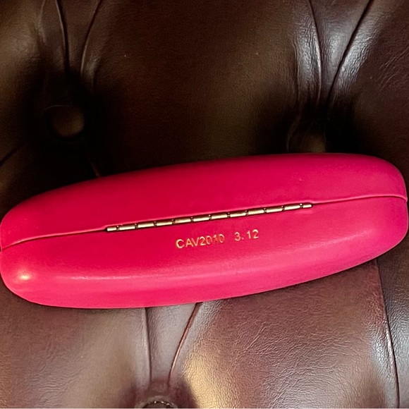 Candies hard glasses case bright pink shell w gold logo easy open soft velvet - Picture 4 of 7